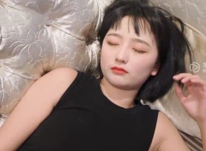 việt nam sex Móc bím cô gái bị chồng bỏ rơi