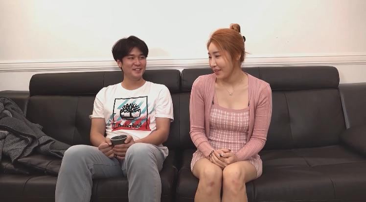 clip sex trên x Khi internet chập chờn, Bunny Colby gọi kỹ thuật đến và đó là một anh da đen