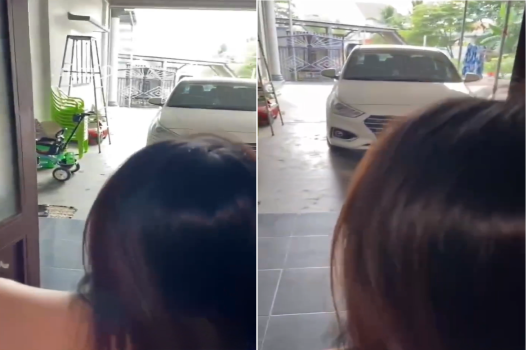 cu giả sex Tên hàng xóm biến thái và cô vợ nuột nà ở nhà một mình