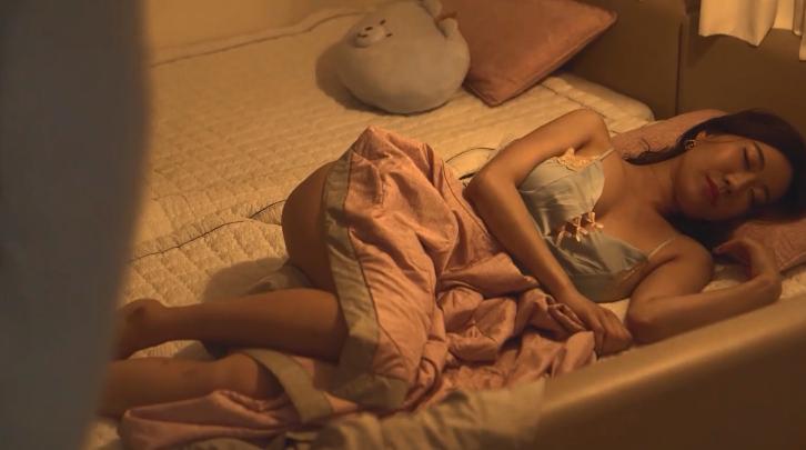 sex moa maeda Cởi quần lót bạn gái địt trộm khi em đang ngủ