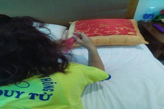 sex xoa bóp 080123_001 - Quyến rũ đồng nghiệp bằng cách khoe bím